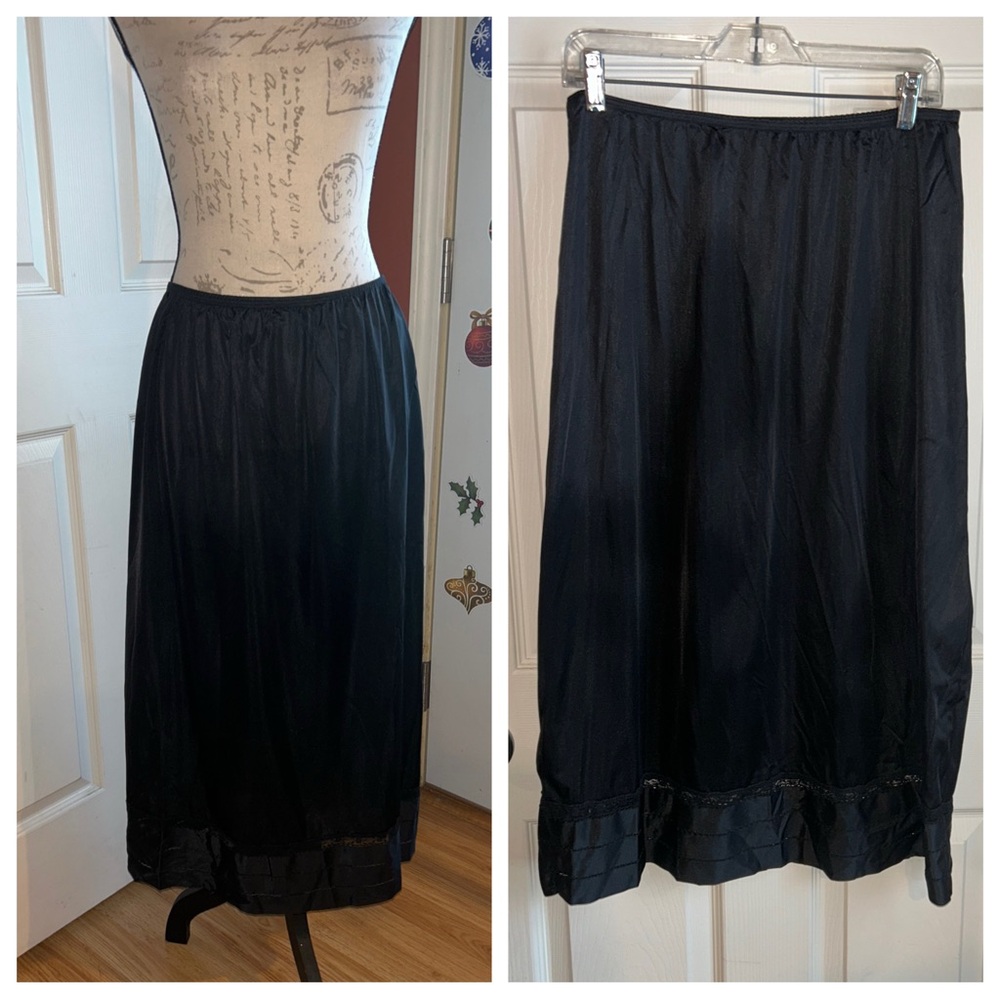 Vintage Volup Midi Slip Skirt Layering Piece Nylon Black Sz 1 X by Lorraine
